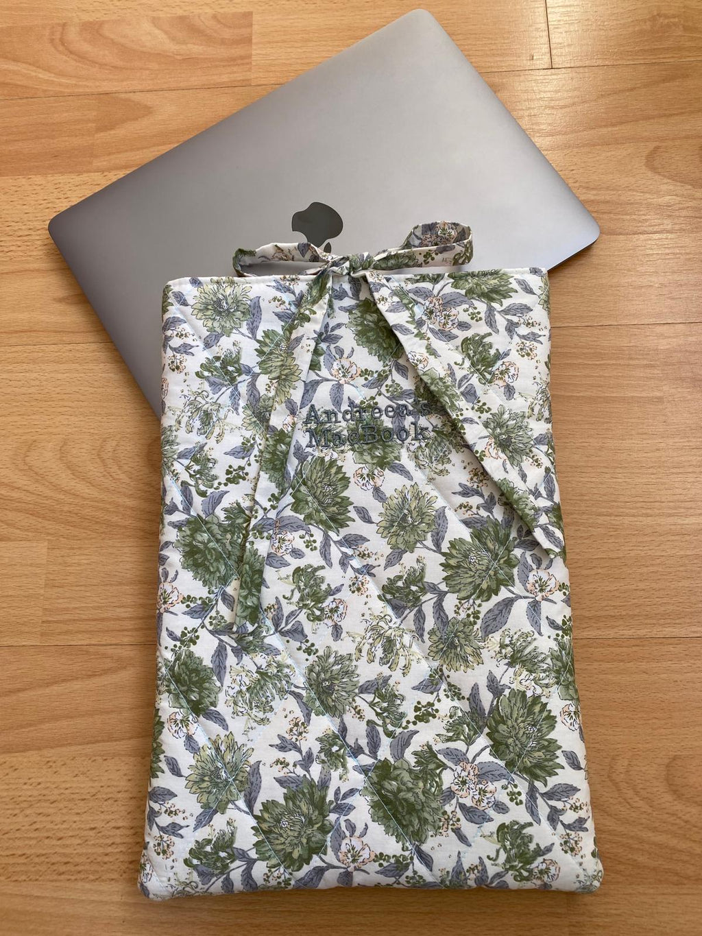 MacBook Sleeve Sewing Pattern 37 x 27 cm